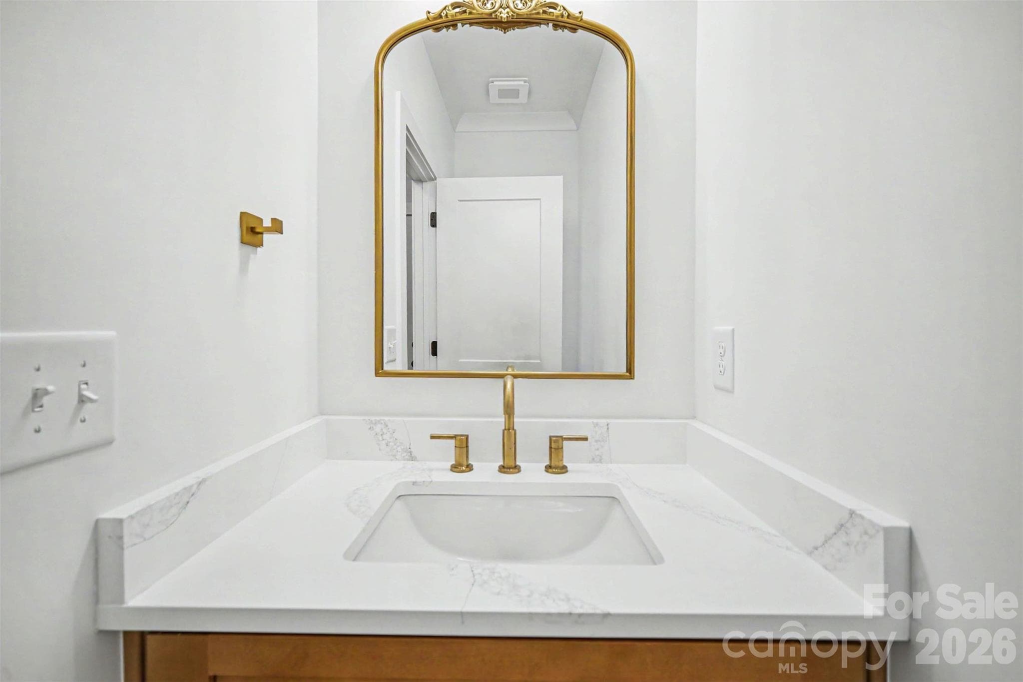 Single Family Residence at 514 Brookgreen Drive, Dallas, photo 21 of 29