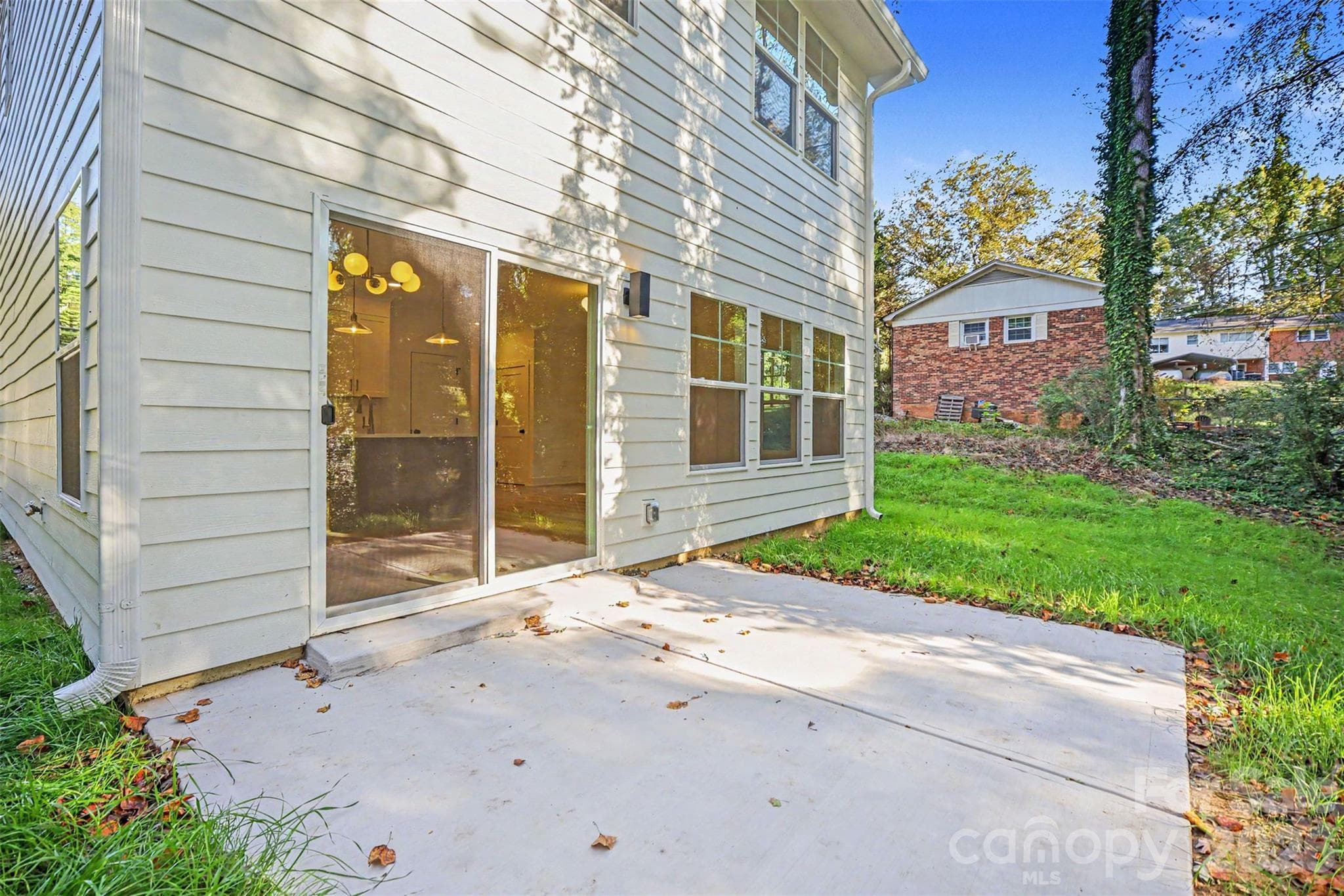 Single Family Residence at 514 Brookgreen Drive, Dallas, photo 26 of 29