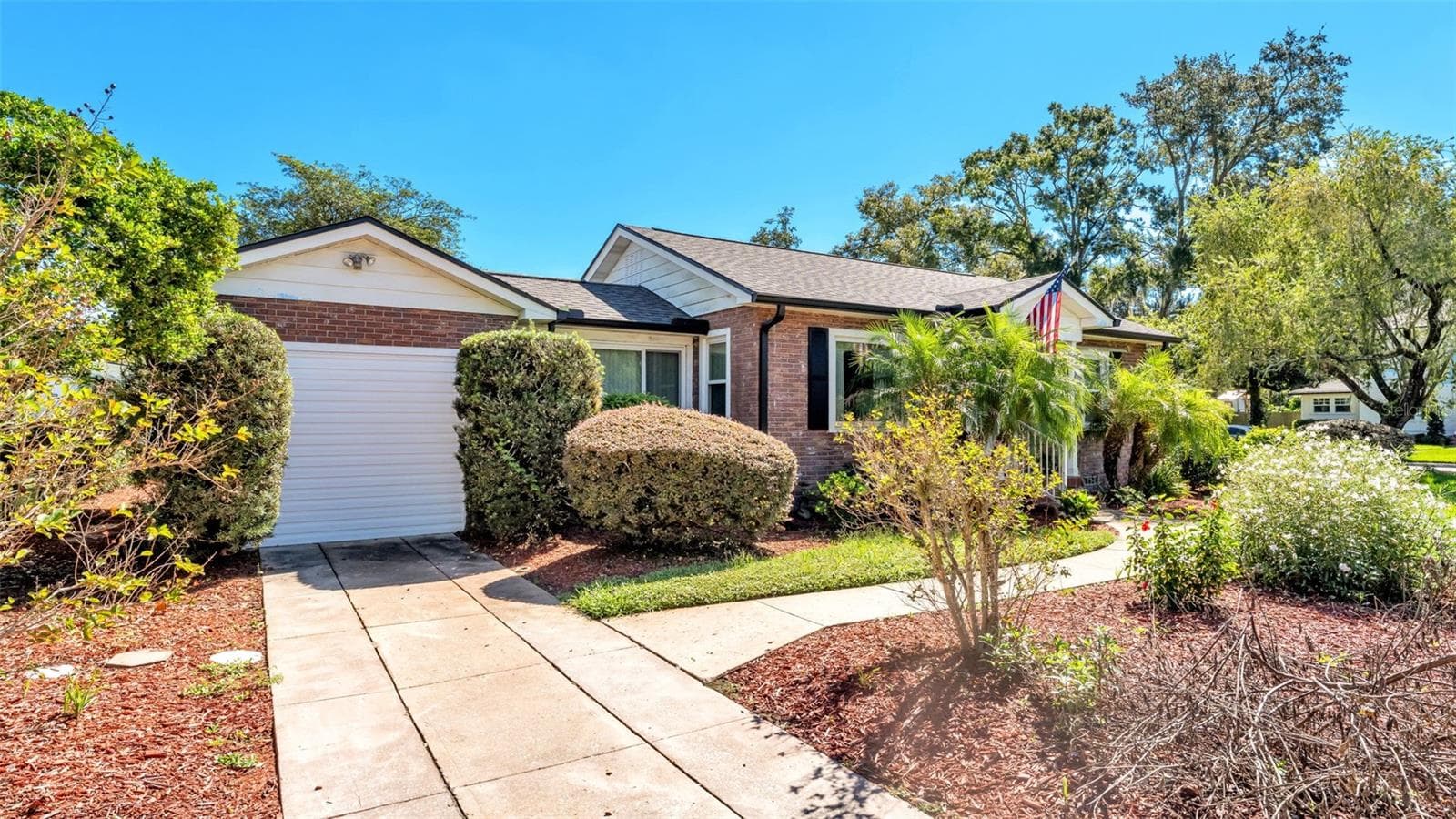 Single Family Residence at 2206 BRISTOL AVE, LAKELAND, photo 5 of 52
