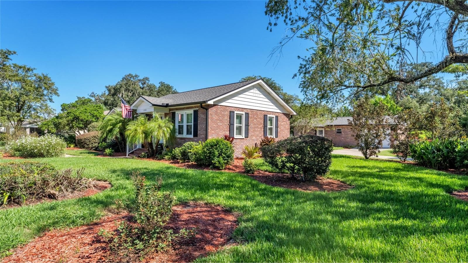 Single Family Residence at 2206 BRISTOL AVE, LAKELAND, photo 6 of 52