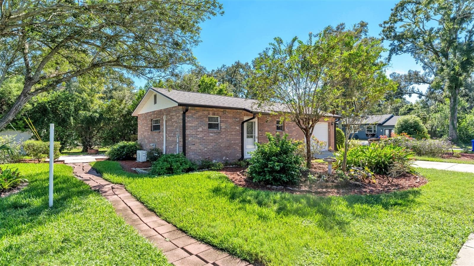 Single Family Residence at 2206 BRISTOL AVE, LAKELAND, photo 11 of 52