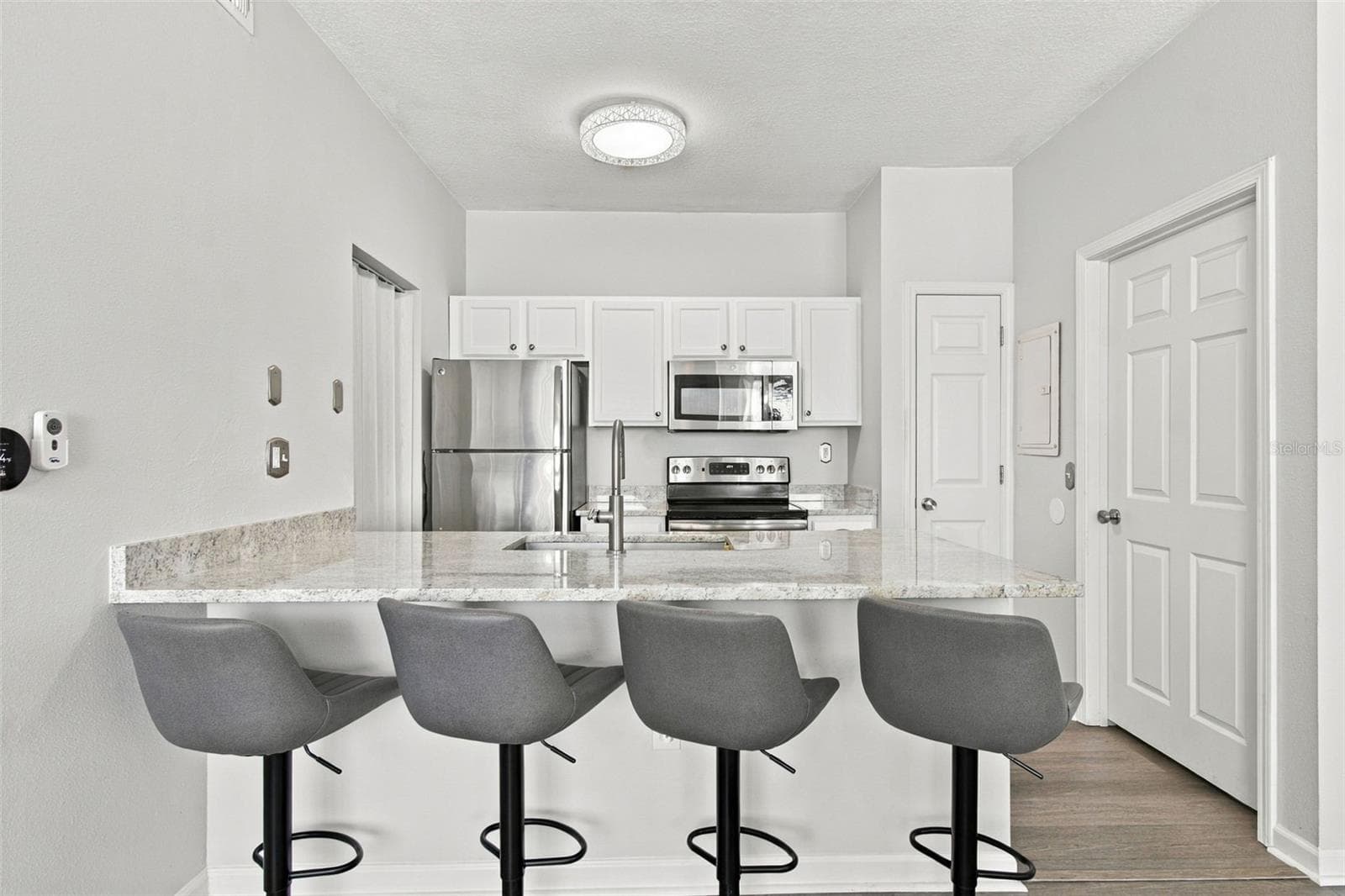 Condominium at 10764 70TH AVE #6107, SEMINOLE, photo 6 of 33
