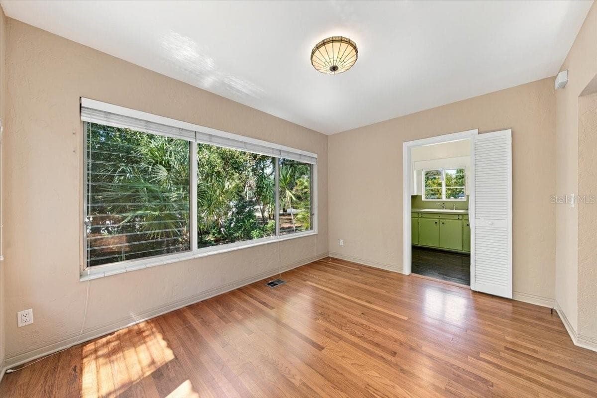 Single Family Residence at 240 23RD AVE S, ST PETERSBURG, photo 24 of 34