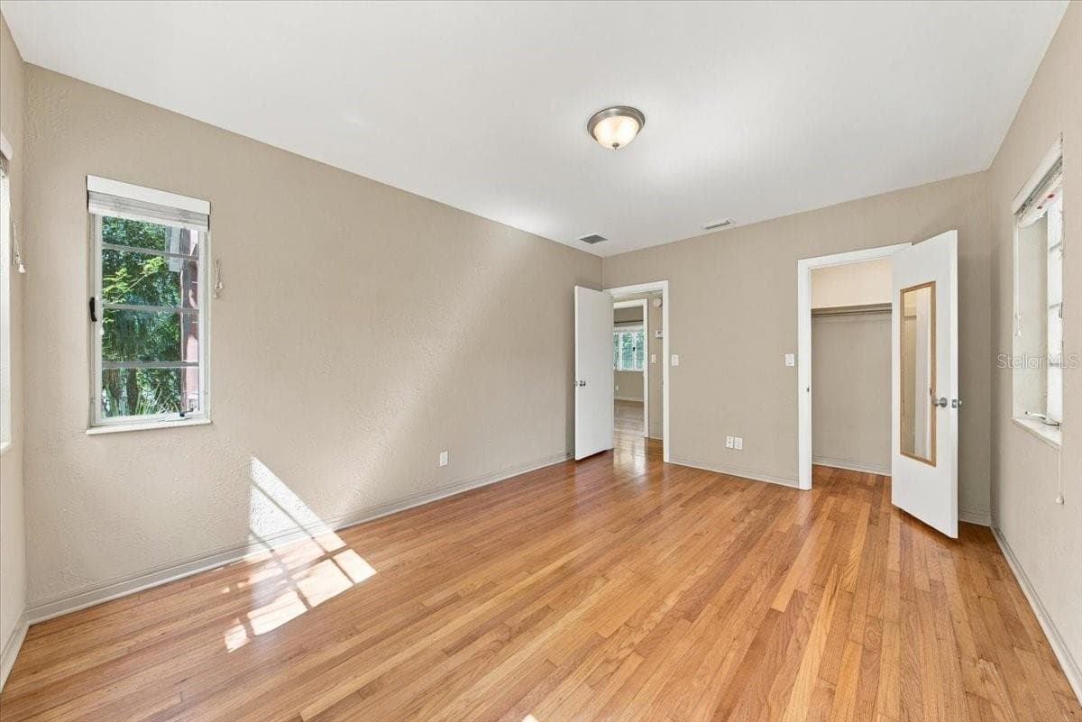 Single Family Residence at 240 23RD AVE S, ST PETERSBURG, photo 28 of 34