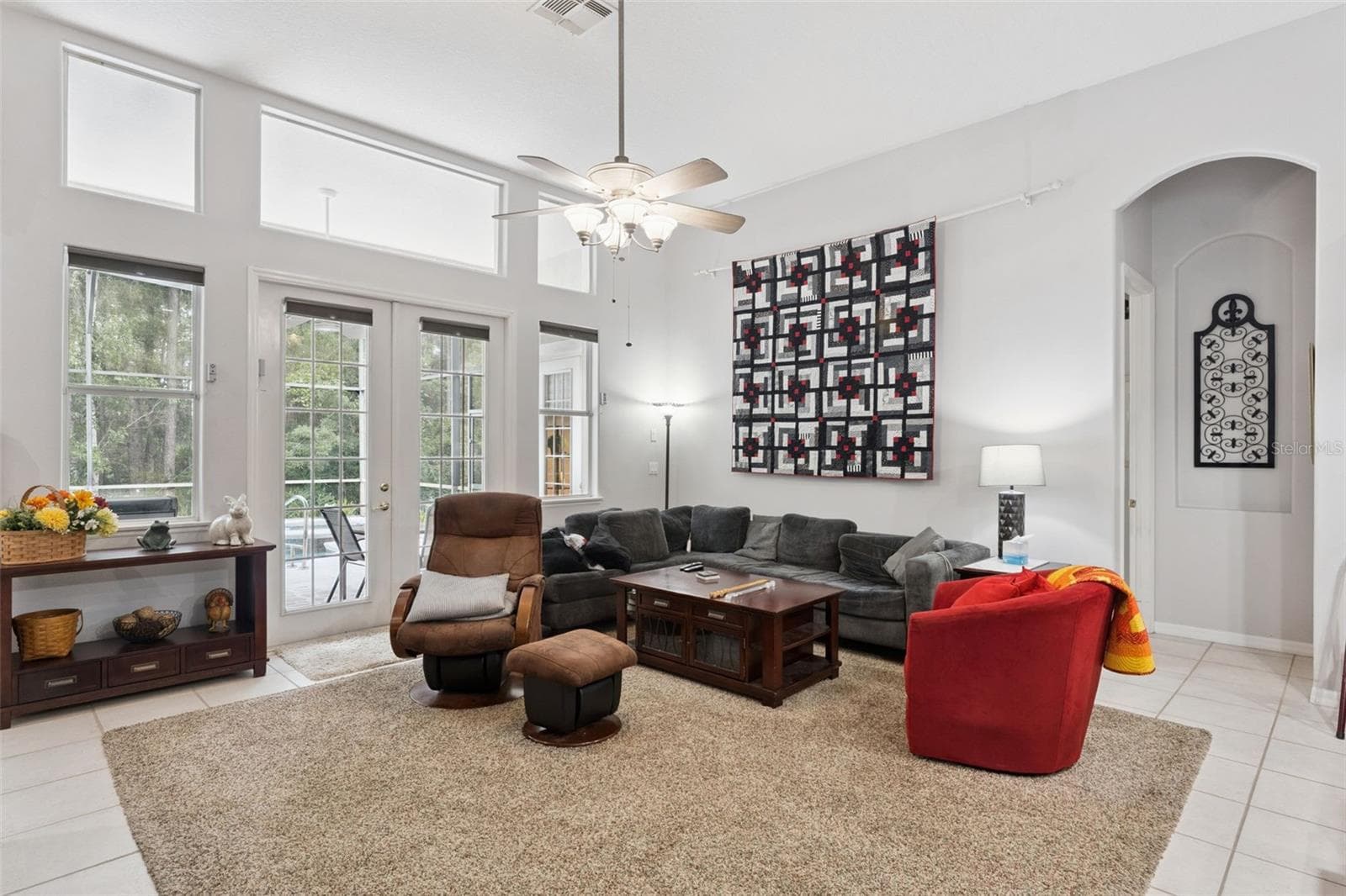 Single Family Residence at 2819 SUMMER SWAN DR, ORLANDO, photo 5 of 32
