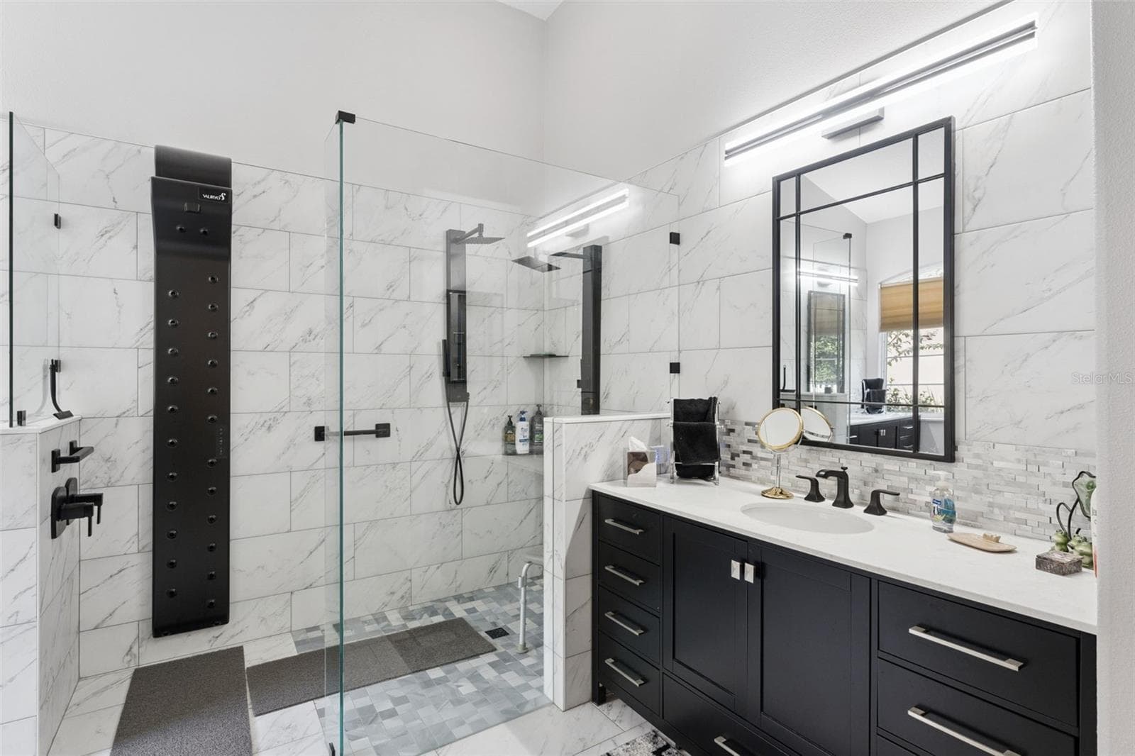 Single Family Residence at 2819 SUMMER SWAN DR, ORLANDO, photo 16 of 32