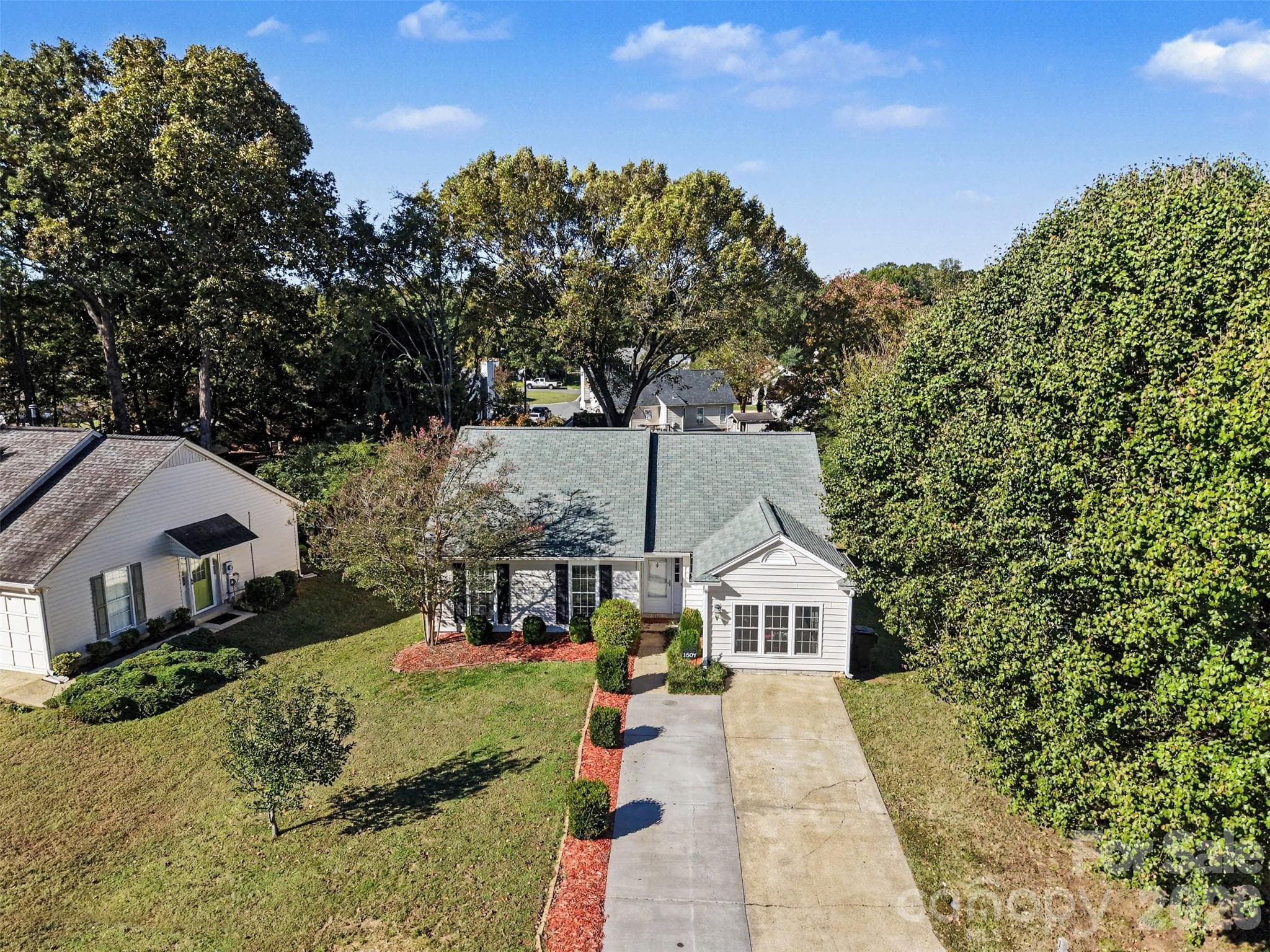 Single Family Residence at 1507 Crestdale Road, Rock Hill, photo 2 of 30