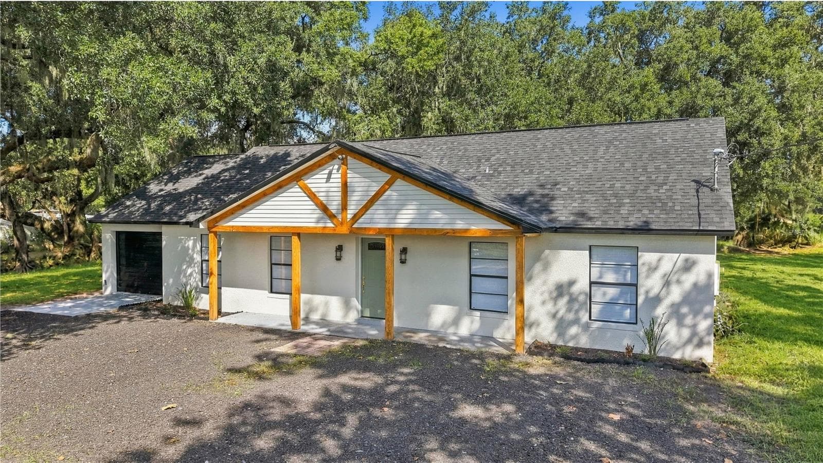 Single Family Residence at 4106 LONE OAK RD, PLANT CITY, photo 2 of 35