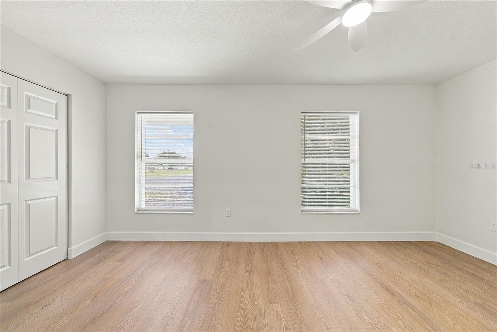 Single Family Residence at 4106 LONE OAK RD, PLANT CITY, photo 16 of 35