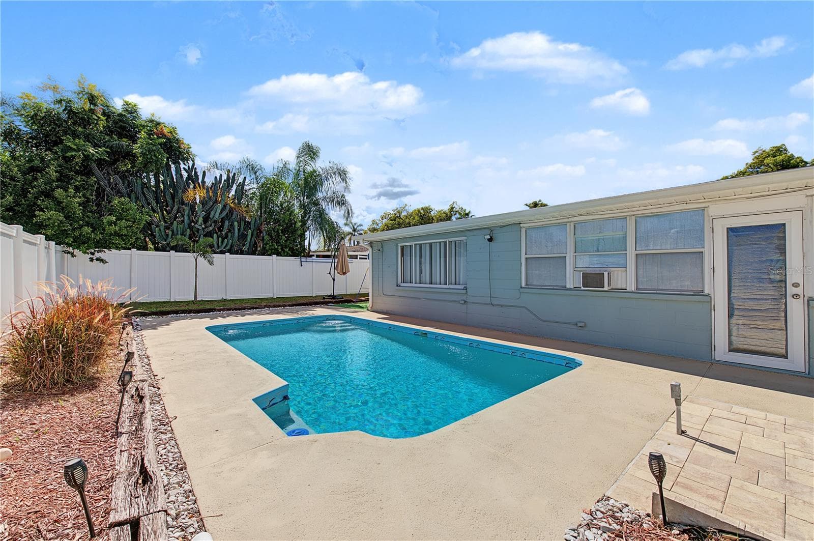 Single Family Residence at 10918 MANCHESTER RD, PORT RICHEY, photo 22 of 26