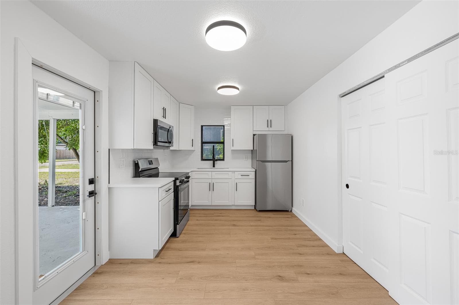 Single Family Residence at 4527 13TH AVE S, ST PETERSBURG, photo 10 of 42