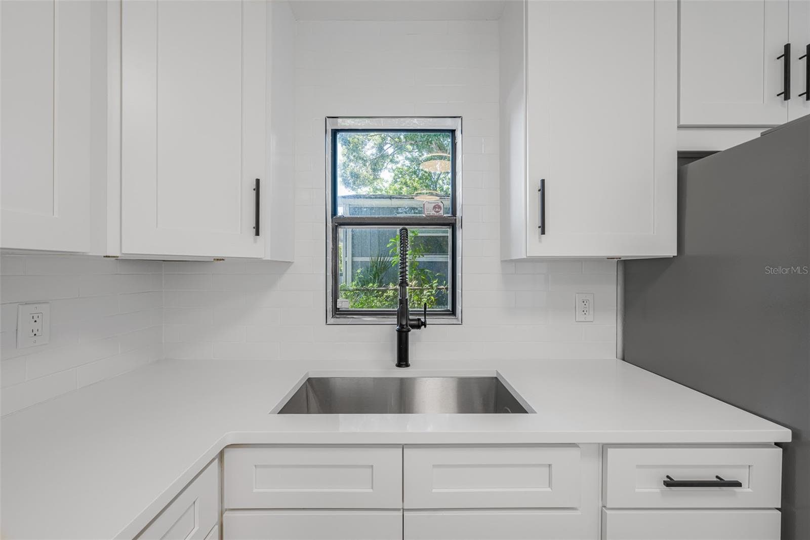 Single Family Residence at 4527 13TH AVE S, ST PETERSBURG, photo 13 of 42
