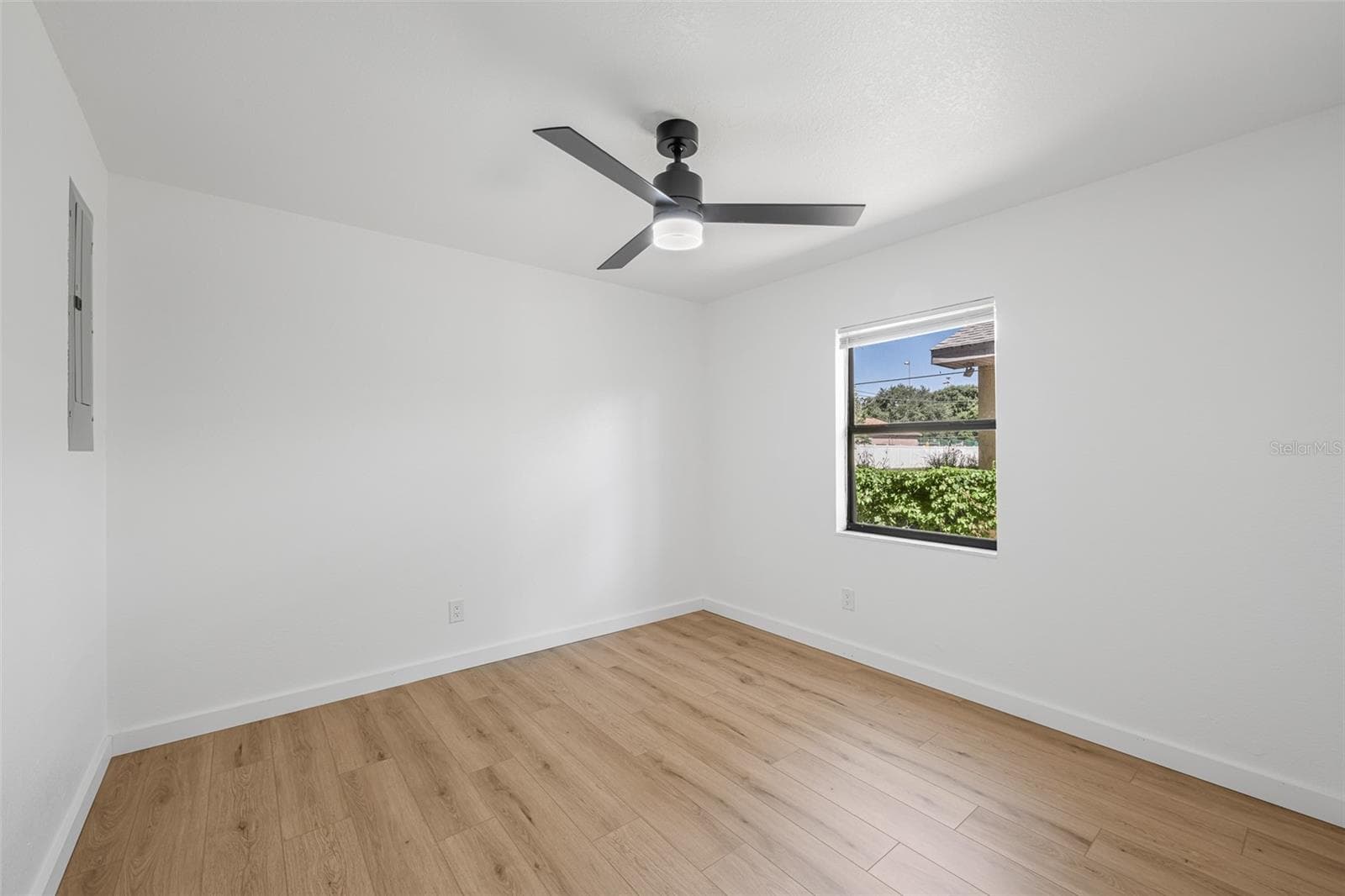 Single Family Residence at 4527 13TH AVE S, ST PETERSBURG, photo 27 of 42