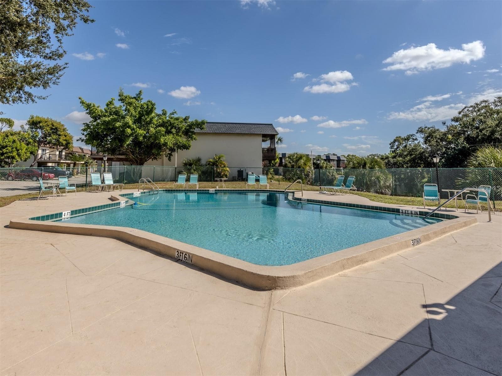Condominium at 3208 RAMBLEWOOD DR N, SARASOTA, photo 31 of 66