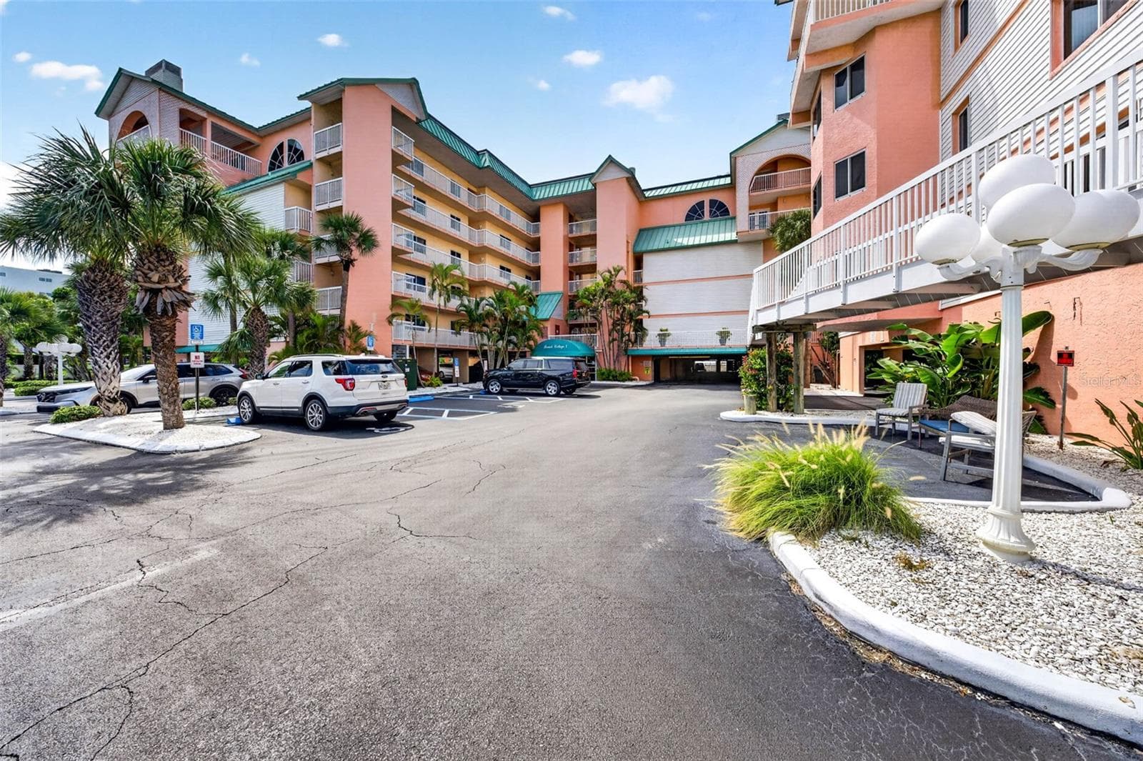 Condominium at 18400 GULF BLVD #1403, INDIAN SHORES, photo 4 of 60