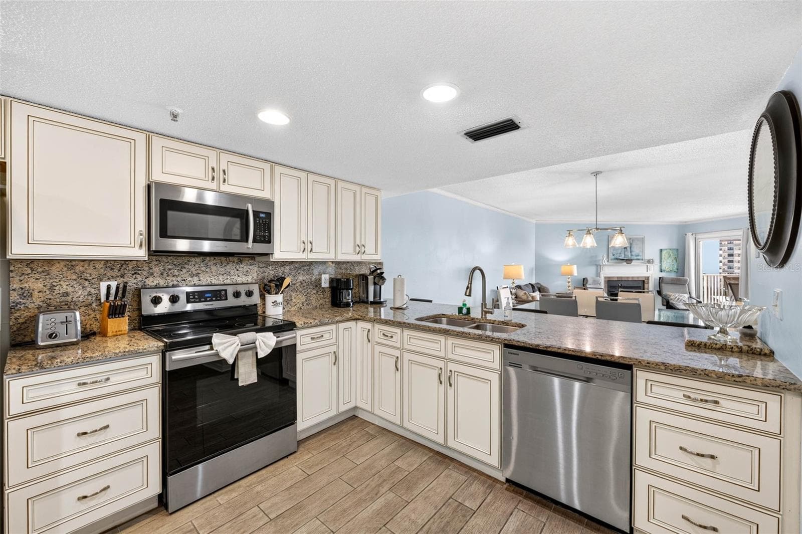 Condominium at 18400 GULF BLVD #1403, INDIAN SHORES, photo 11 of 60