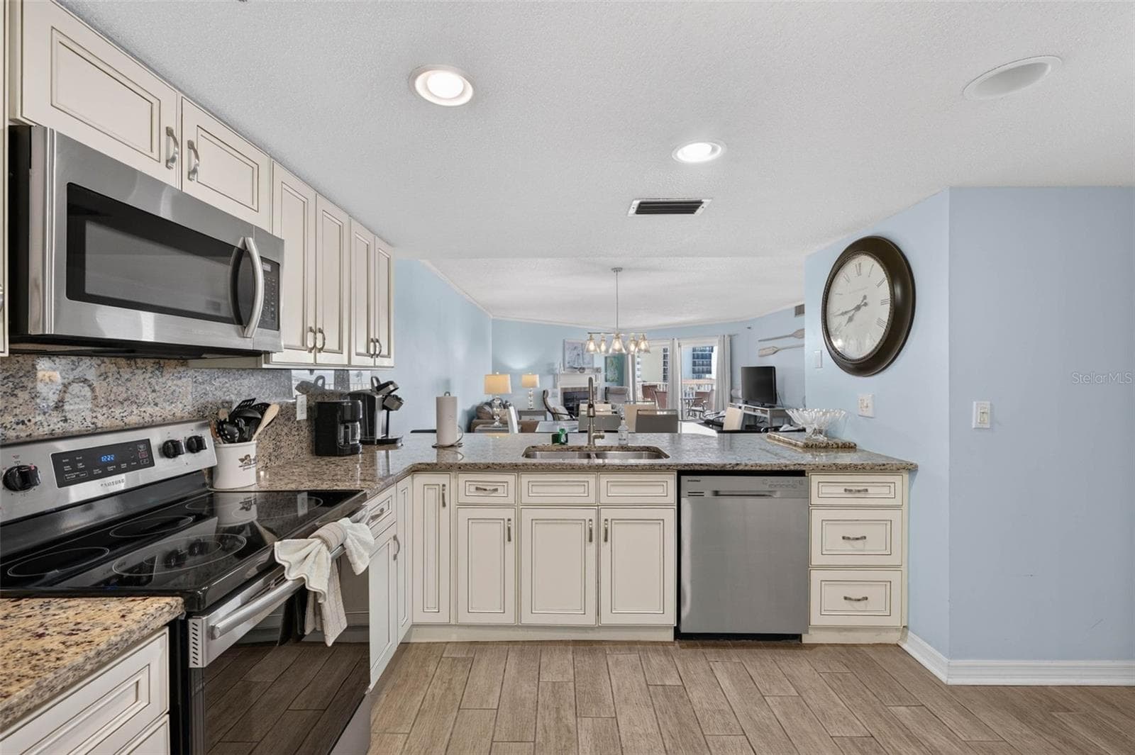 Condominium at 18400 GULF BLVD #1403, INDIAN SHORES, photo 13 of 60