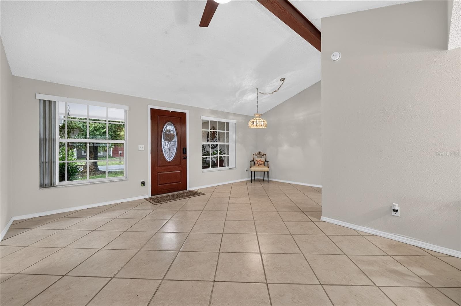 Single Family Residence at 10110 MOORES MILL CT, TAMPA, photo 6 of 31