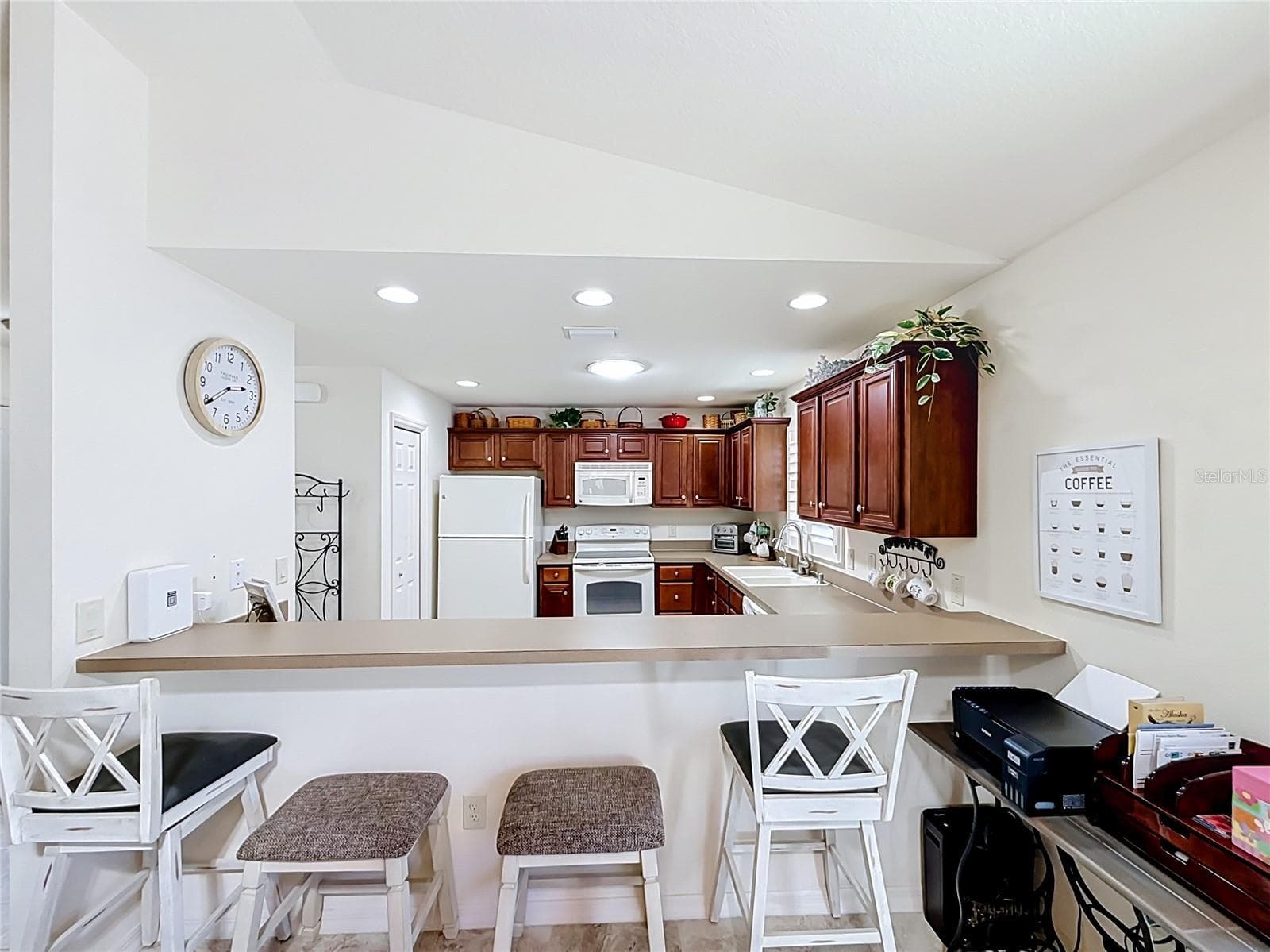 Villa at 2001 ALTAMONTE WAY, THE VILLAGES, photo 8 of 37