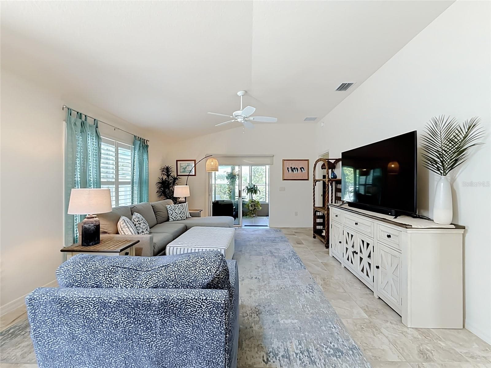 Villa at 2001 ALTAMONTE WAY, THE VILLAGES, photo 11 of 37