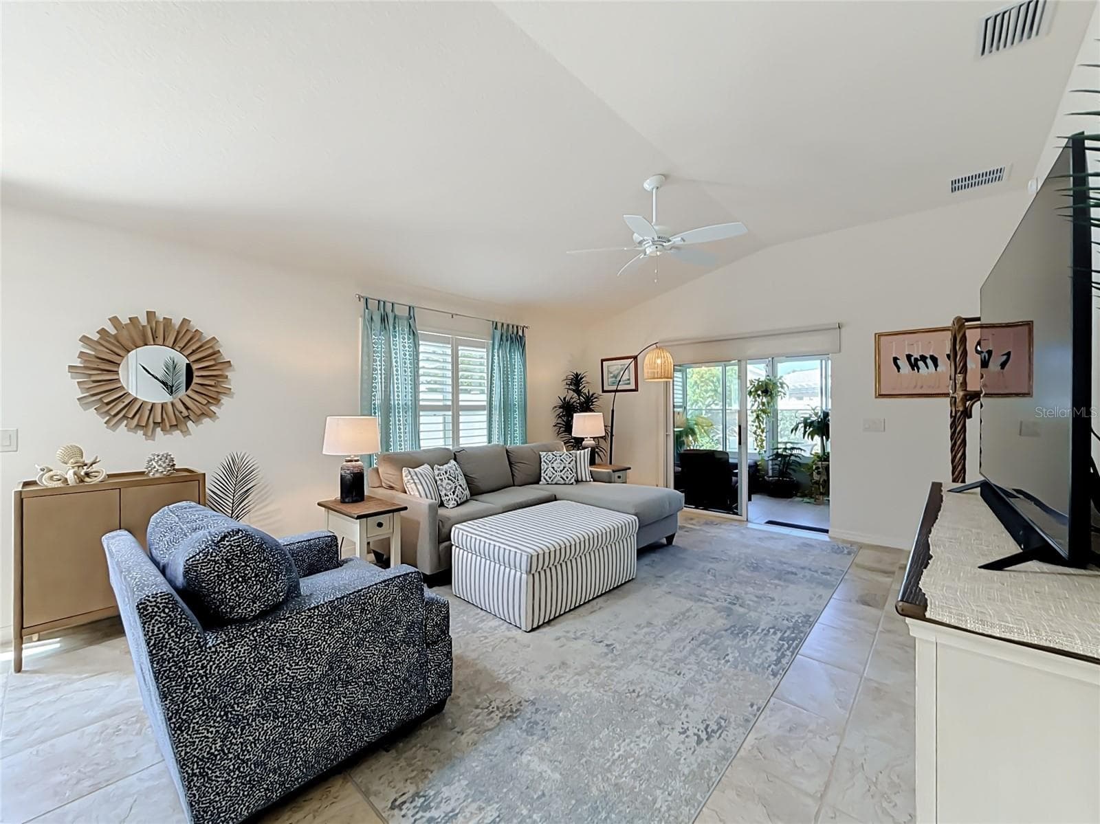 Villa at 2001 ALTAMONTE WAY, THE VILLAGES, photo 12 of 37