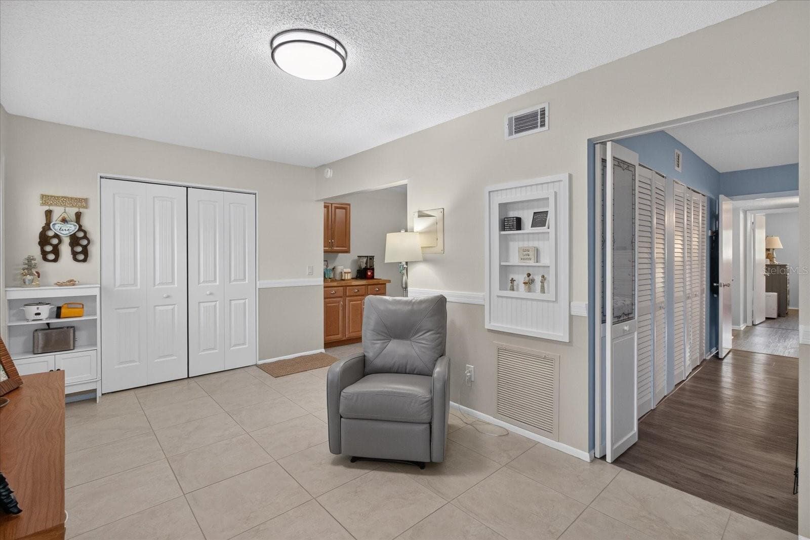 Condominium at 2435 SUMATRAN WAY #9, CLEARWATER, photo 9 of 16