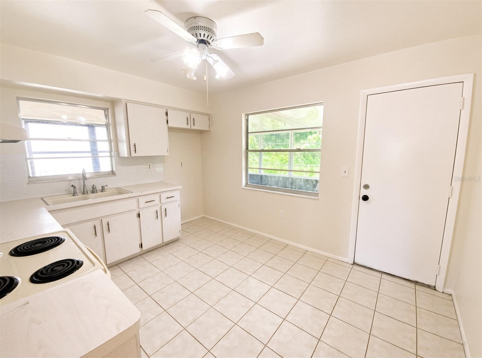 Kitchen - 12622 TIMBERWOOD CT, HUDSON