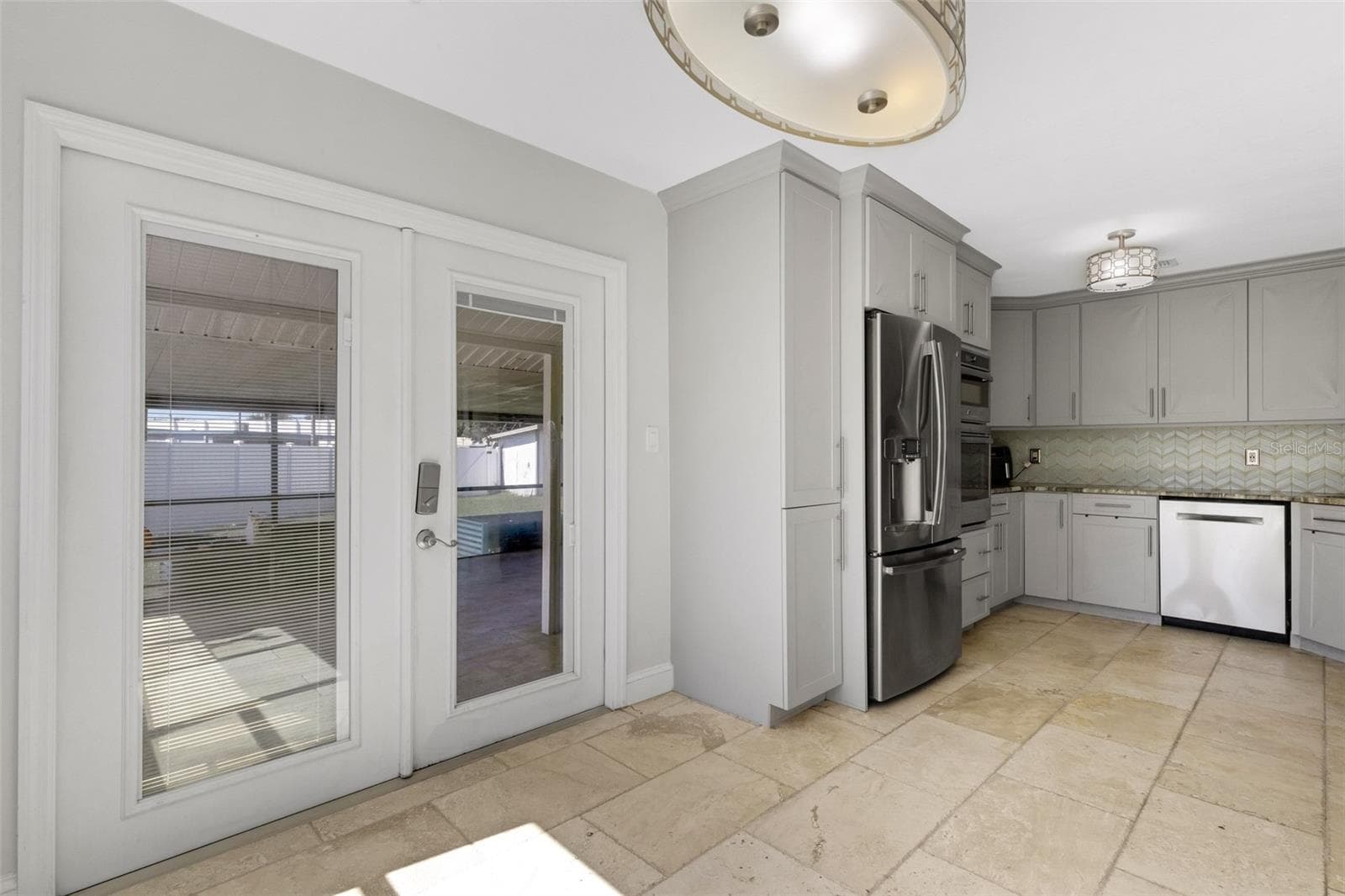 Single Family Residence at 3012 YALE ST N, ST PETERSBURG, photo 12 of 41