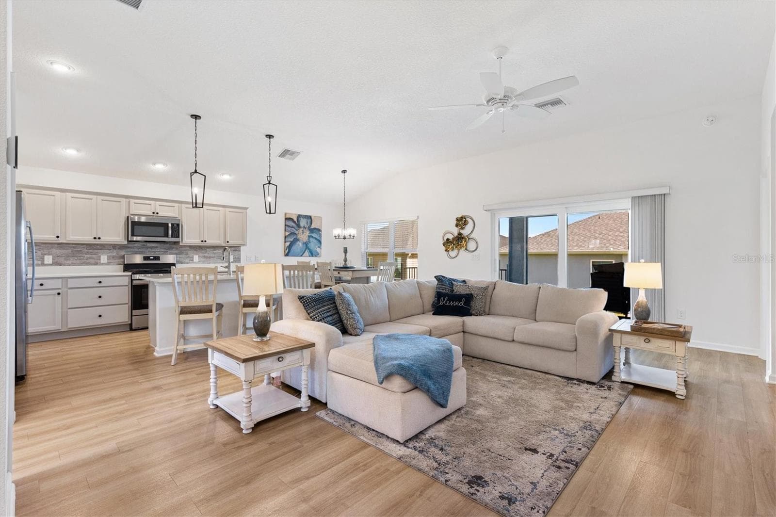 Single Family Residence at 1613 MCLUCAS LN, THE VILLAGES, photo 2 of 36