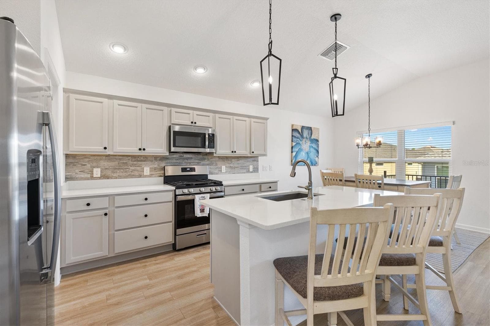 Single Family Residence at 1613 MCLUCAS LN, THE VILLAGES, photo 6 of 36