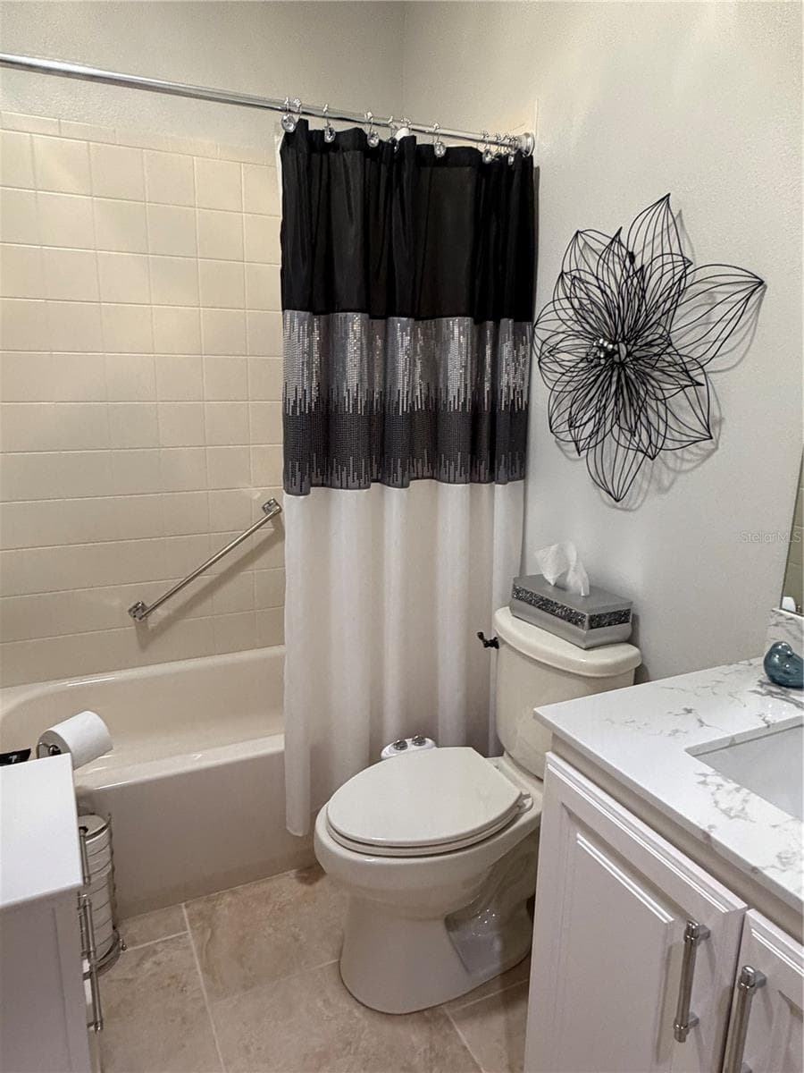 2nd Bathroom - 8610 SW 88TH LOOP, OCALA