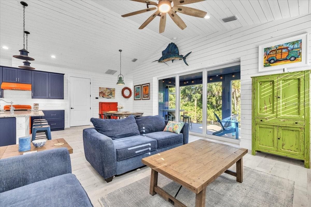 Single Family Residence at 28492 ROYAL PALM DR, PUNTA GORDA, photo 6 of 53