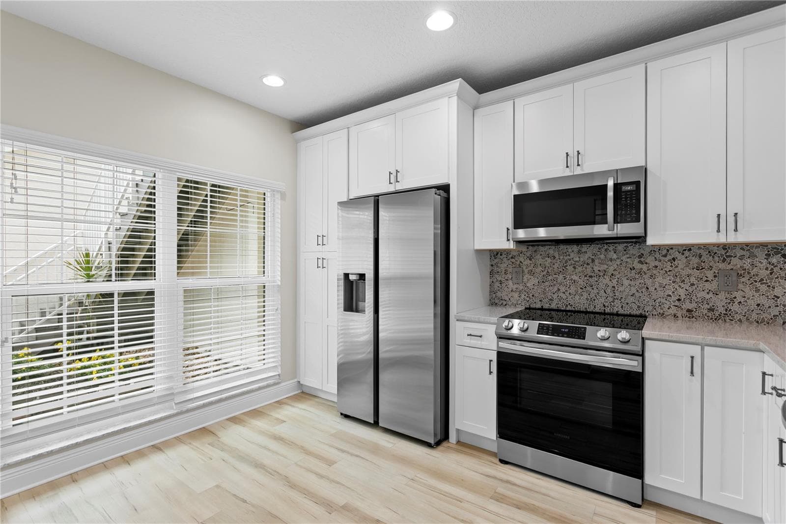 Kitchen with Windo to Courtyad - 11301 HARBOR WAY #1744, LARGO