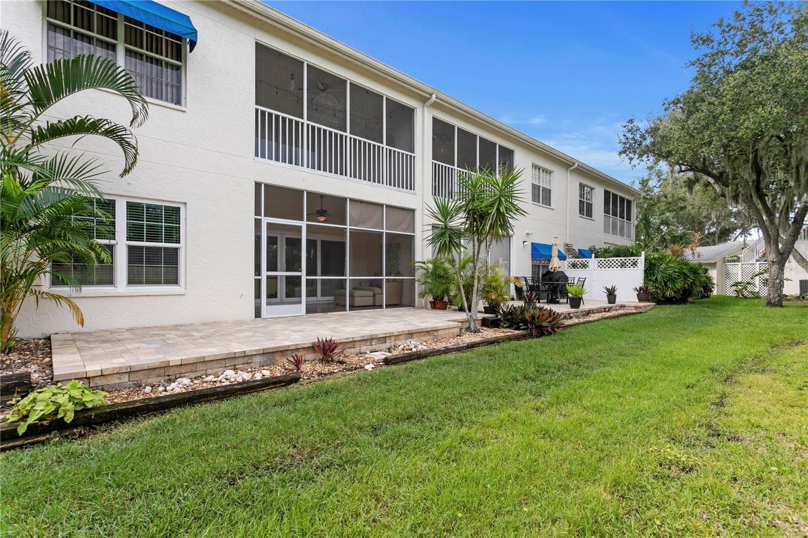 Room to Entertain - 11301 HARBOR WAY #1744, LARGO