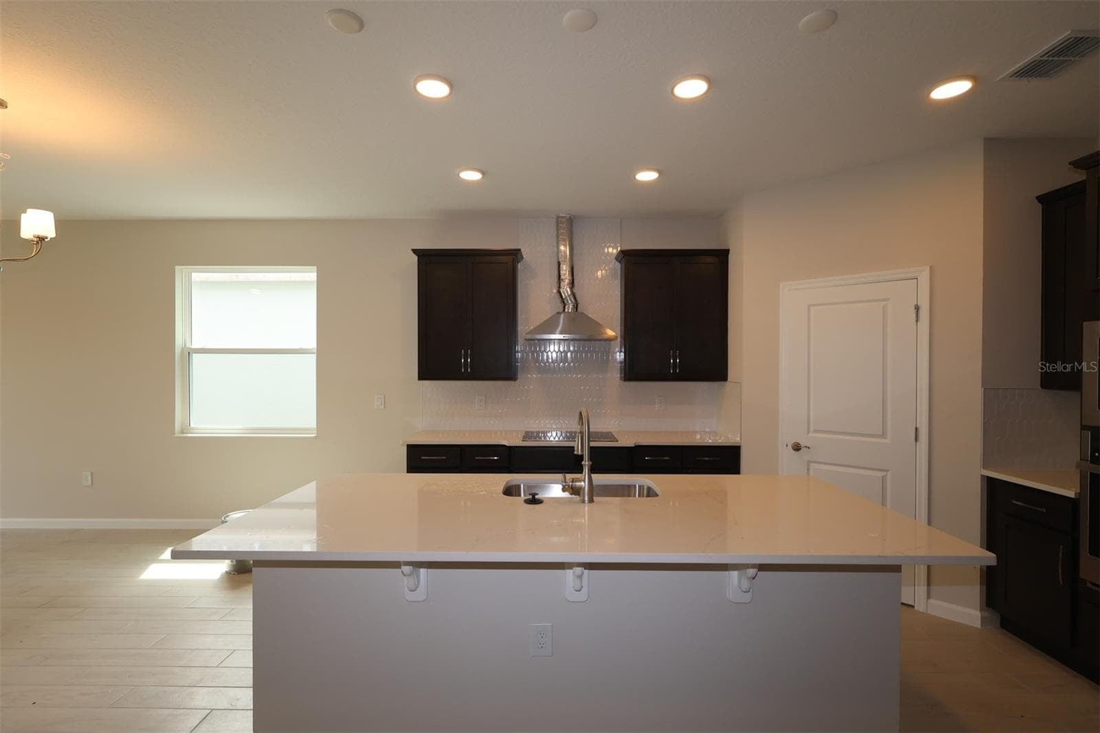 Single Family Residence at 6873 YELLOW WARBLER BND, ST CLOUD, photo 5 of 31