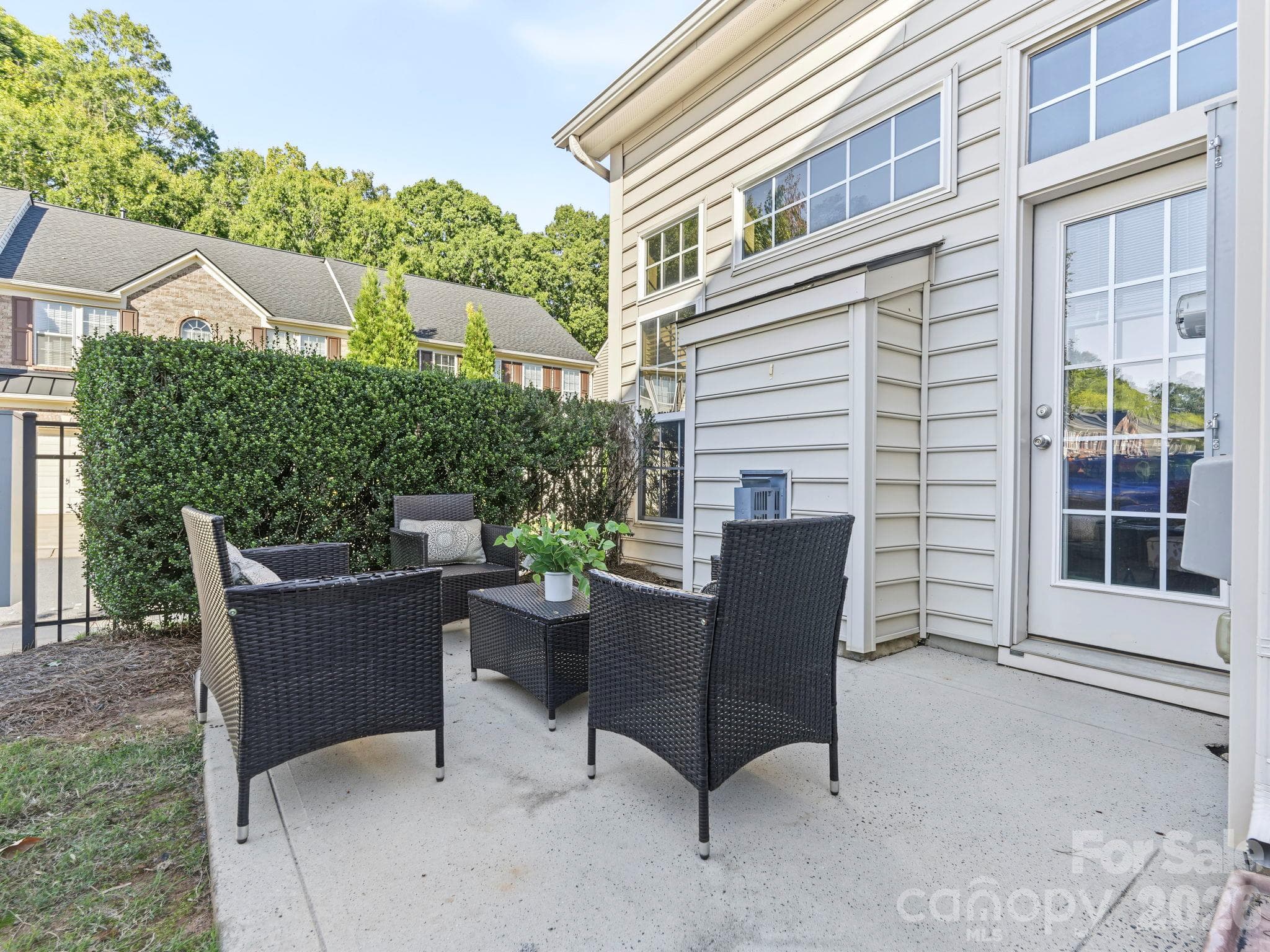 Townhouse at 5904 Union Pacific Avenue, Charlotte, photo 29 of 40