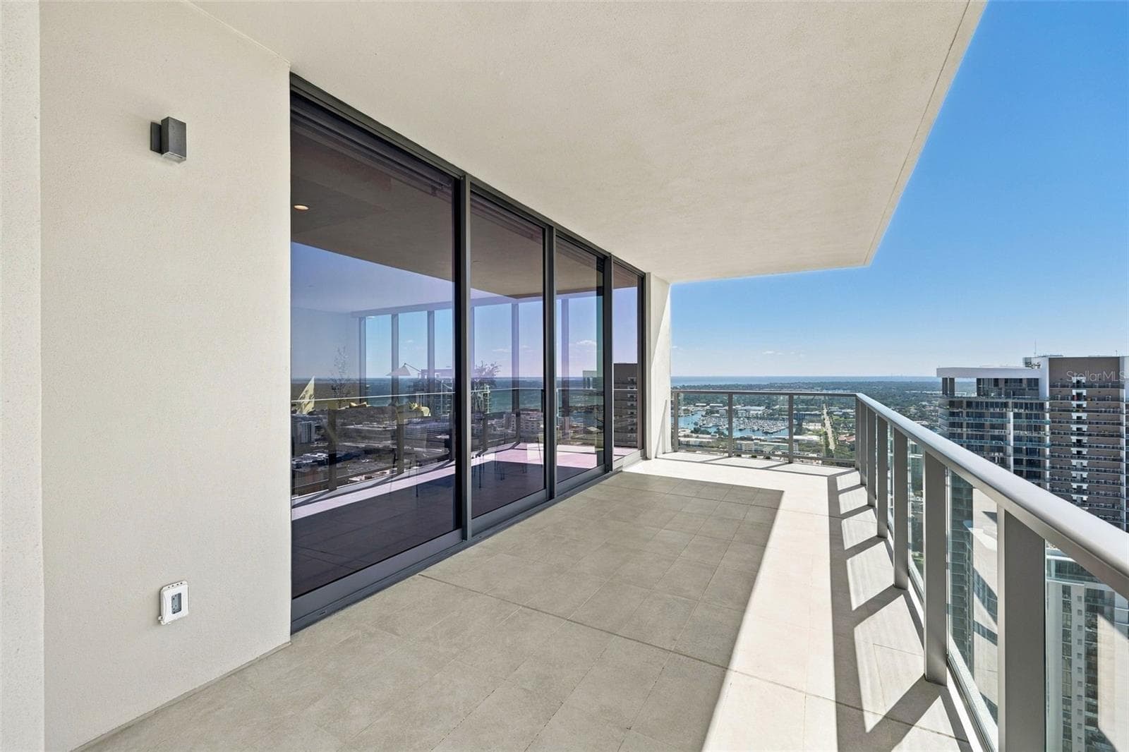 Condominium at 275 1ST AVE S #3606, ST PETERSBURG, photo 12 of 47