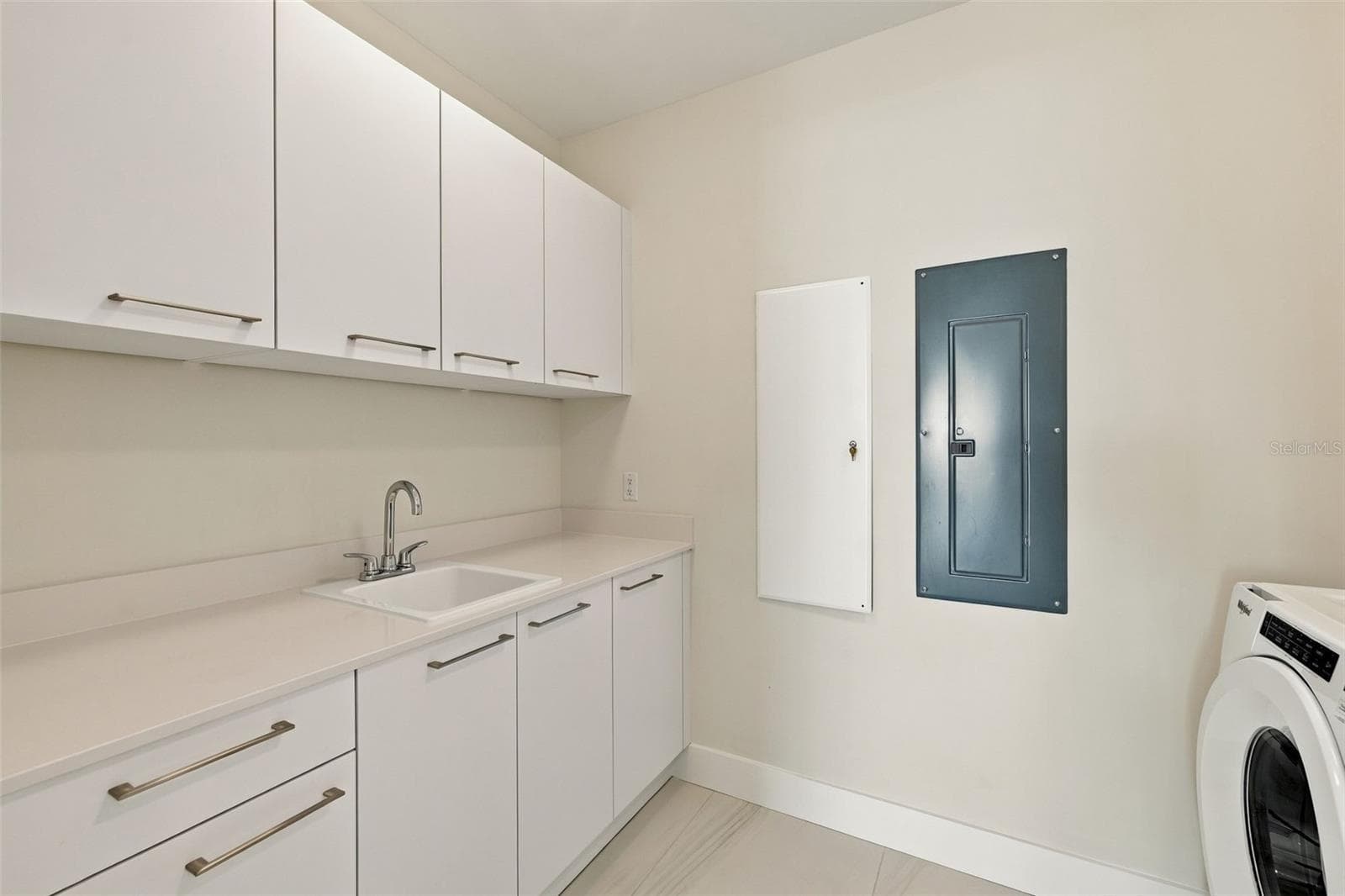 Laundry room - 275 1ST AVE S #3606, ST PETERSBURG