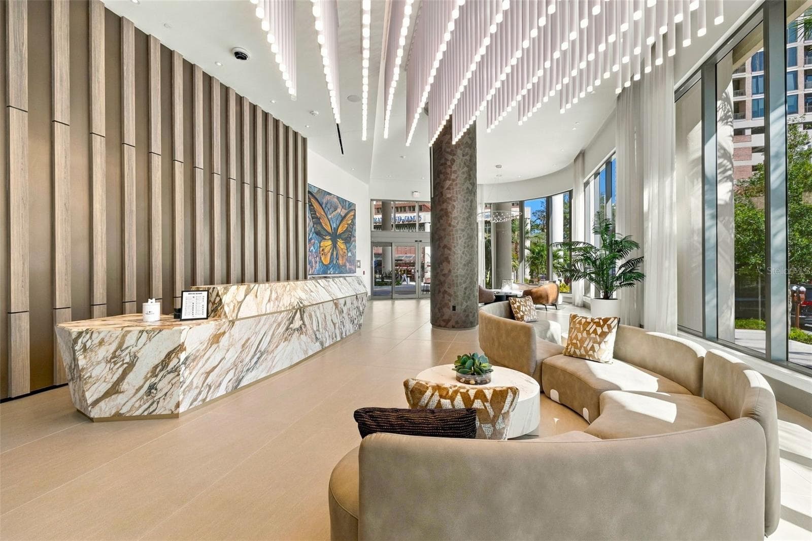 Lobby - 275 1ST AVE S #3606, ST PETERSBURG