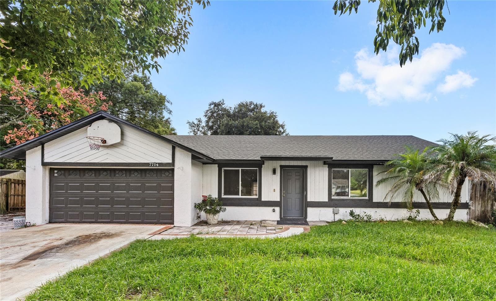 7714 BAYBERRY CT