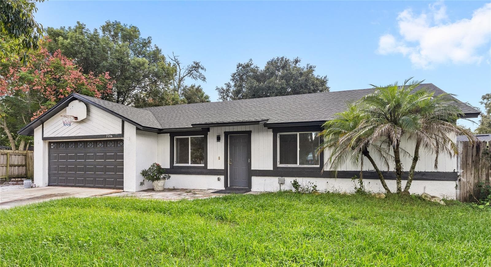 Single Family Residence at 7714 BAYBERRY CT, ORLANDO, photo 3 of 25