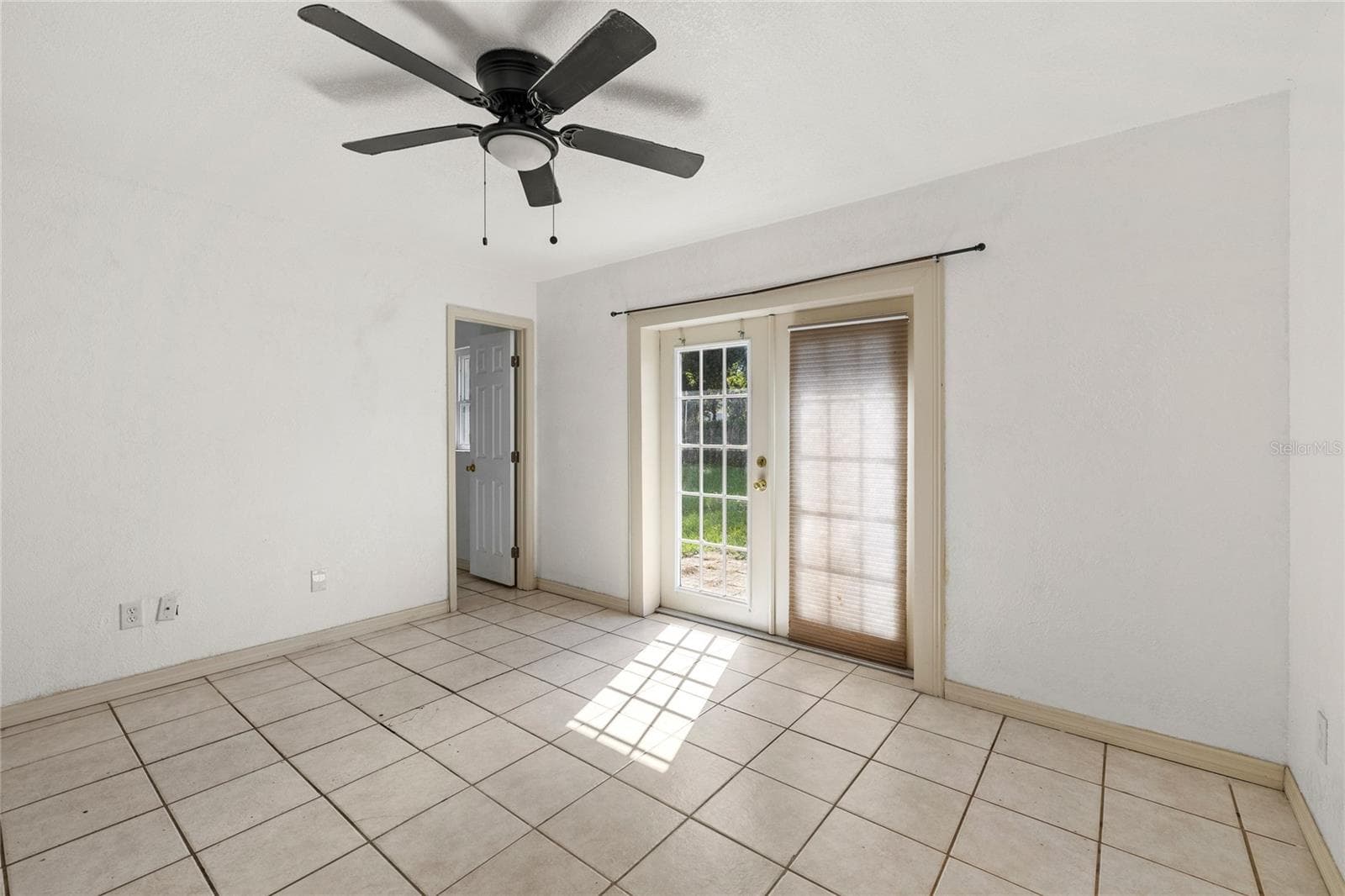 Single Family Residence at 7714 BAYBERRY CT, ORLANDO, photo 12 of 25