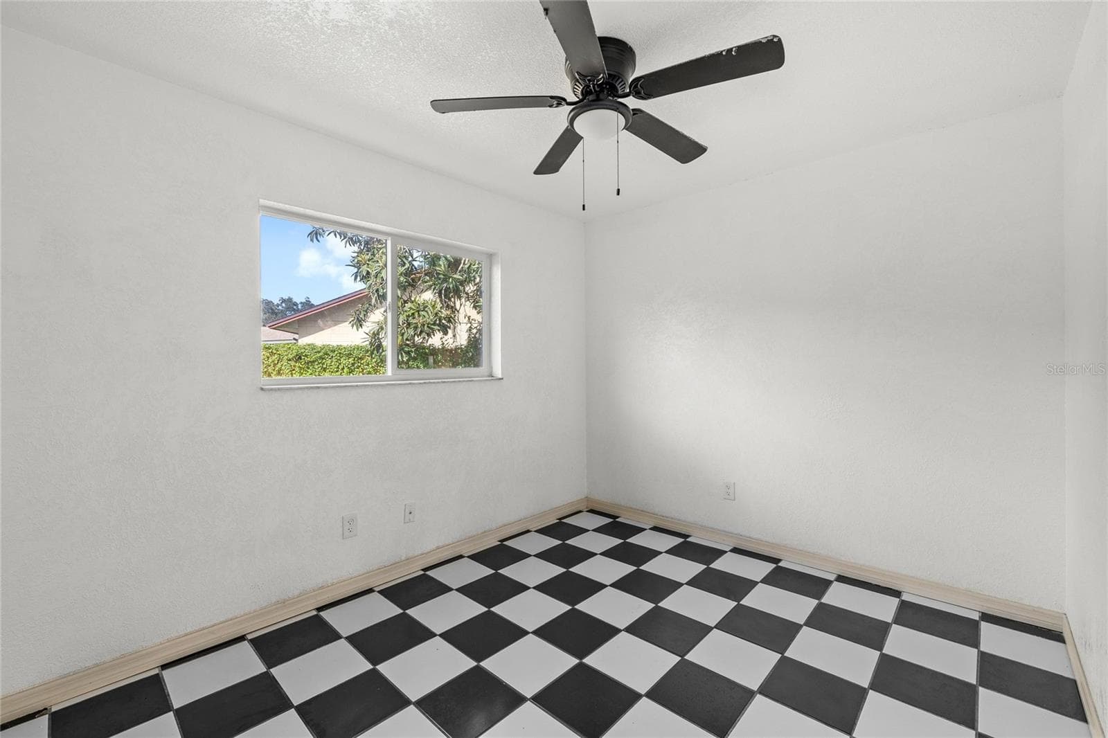 Single Family Residence at 7714 BAYBERRY CT, ORLANDO, photo 17 of 25