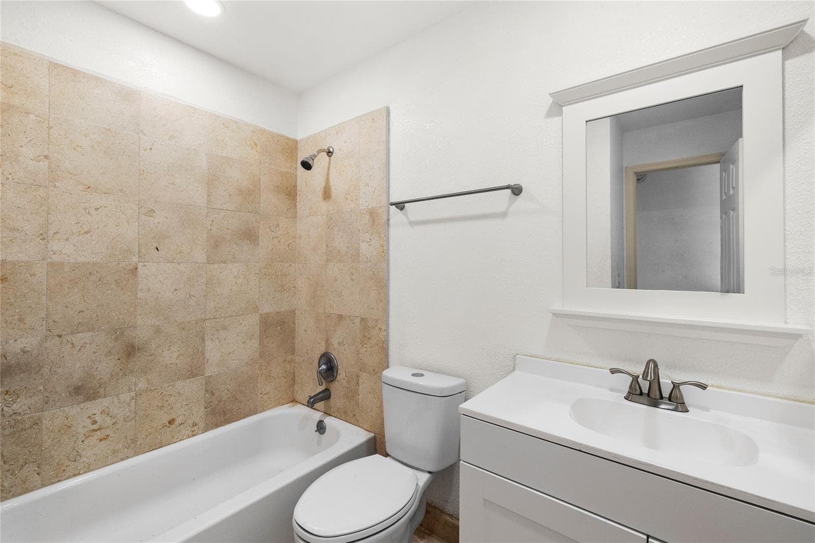 Single Family Residence at 7714 BAYBERRY CT, ORLANDO, photo 18 of 25