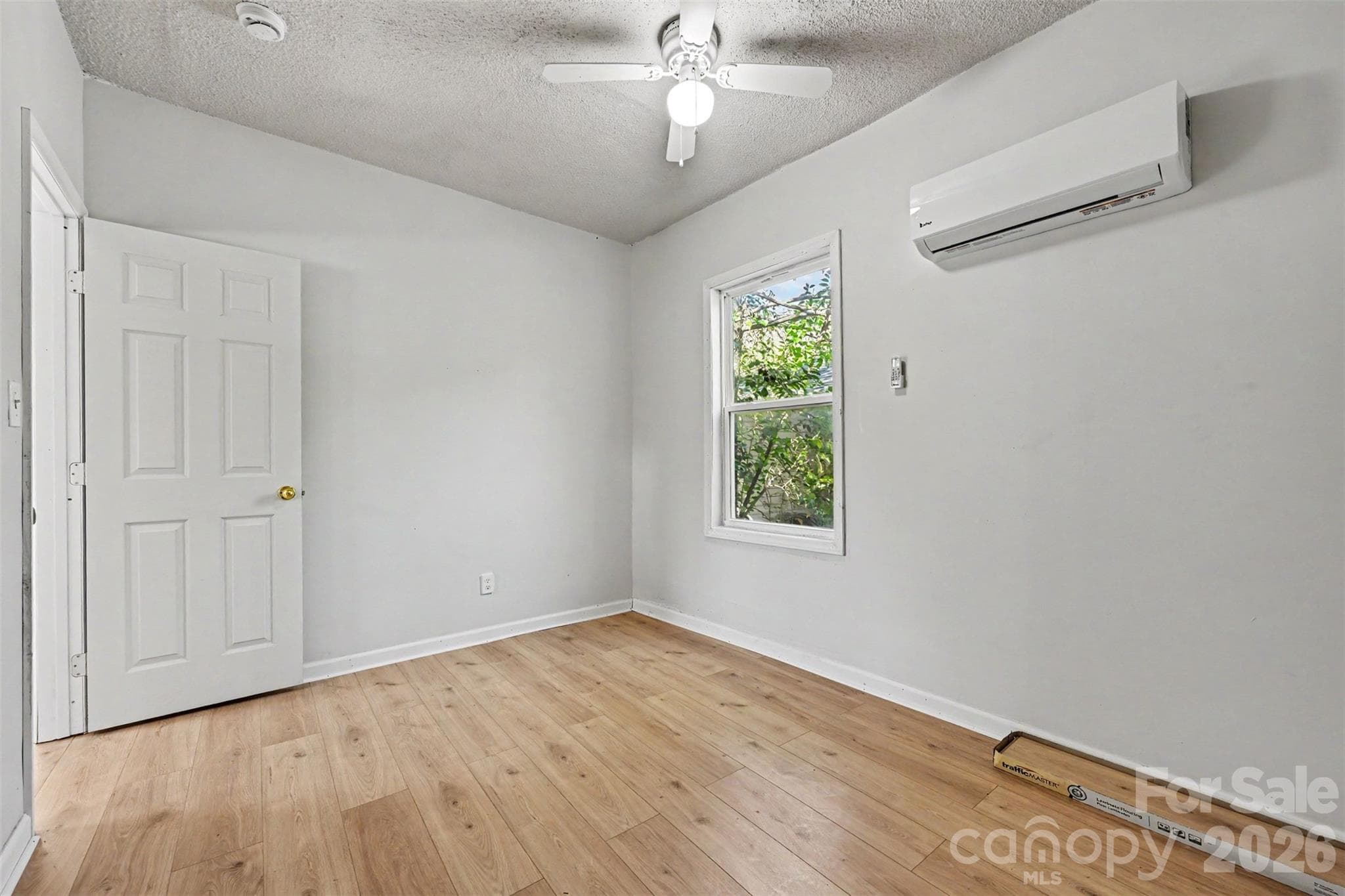 Single Family Residence at 132 Loomis Street, Chester, photo 15 of 31