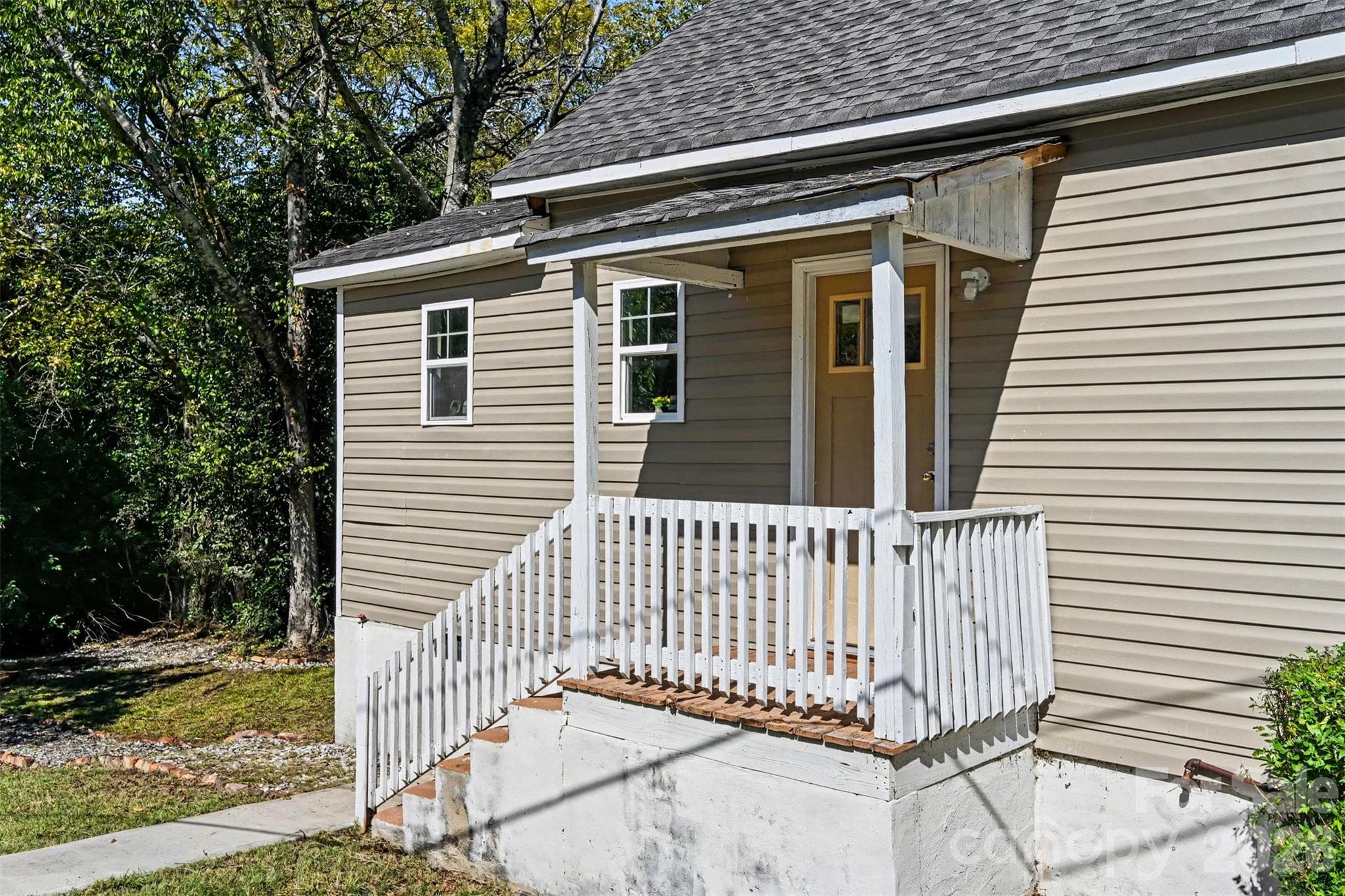 Single Family Residence at 132 Loomis Street, Chester, photo 21 of 31