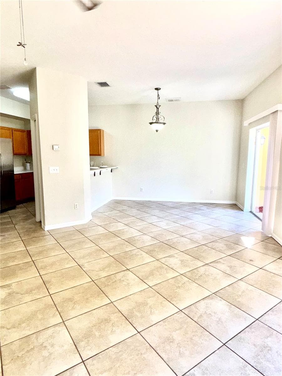 Living Room/Dinina Area - 20304 OAK KEY CT, TAMPA