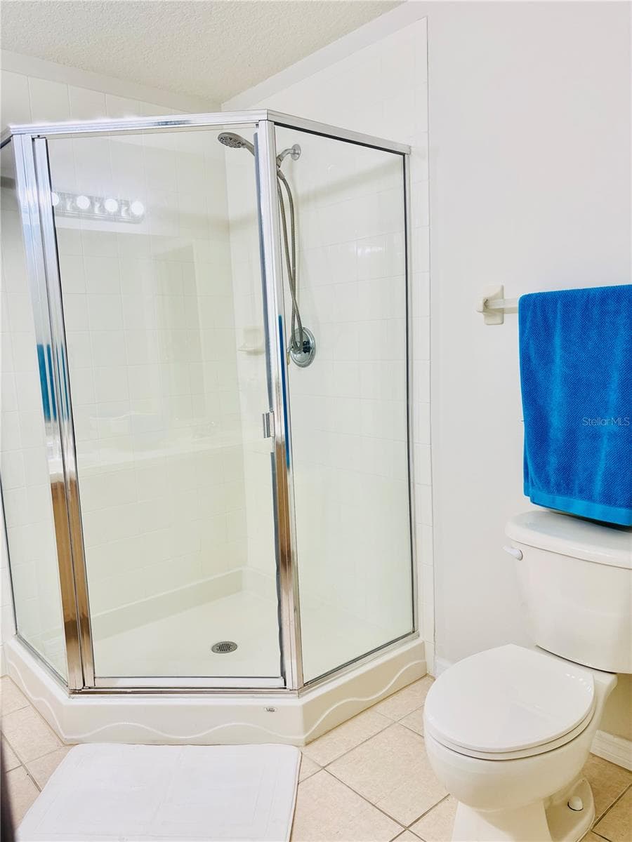 Master Bath - 20304 OAK KEY CT, TAMPA