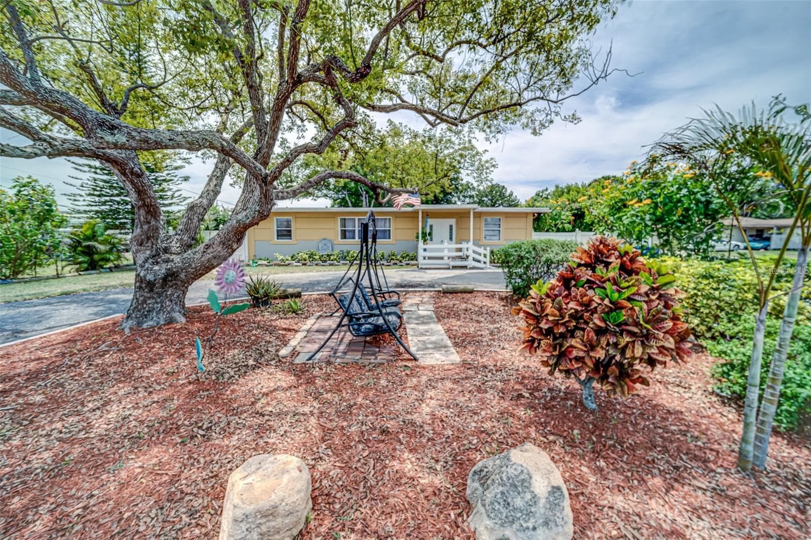 Quadruplex at 2335 EVANS RD, CLEARWATER, photo 2 of 41