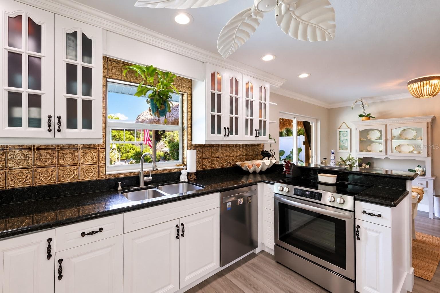 Single Family Residence at 902 25TH AVE W, PALMETTO, photo 12 of 54